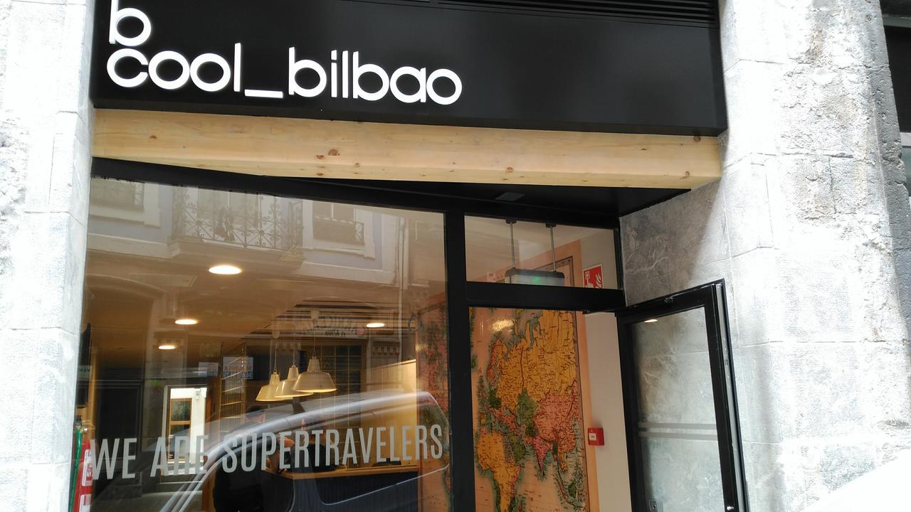 Egunon Bilbao Hostel מראה חיצוני תמונה