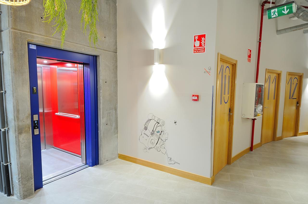 Egunon Bilbao Hostel מראה חיצוני תמונה