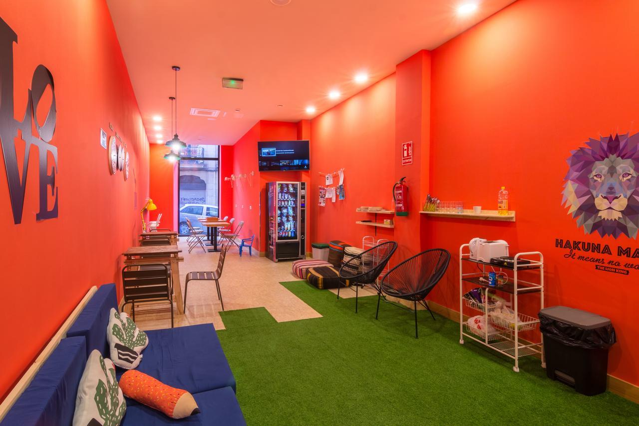 Egunon Bilbao Hostel מראה חיצוני תמונה