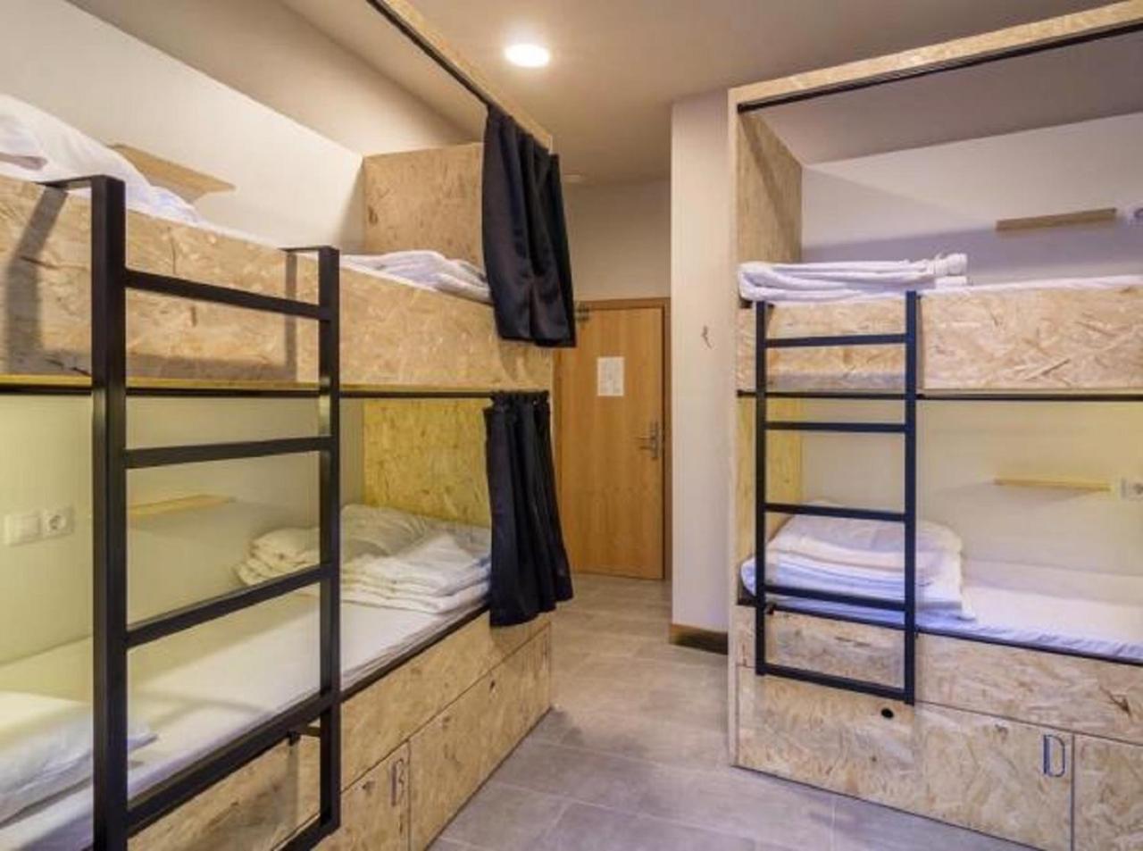 Egunon Bilbao Hostel מראה חיצוני תמונה